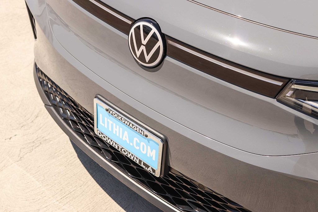 Thumbnail: 2023 Volkswagen ID.4 - 6