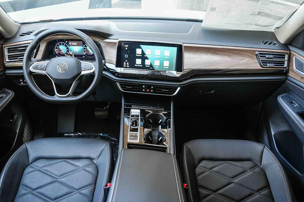 Thumbnail: 2026 Volkswagen Atlas - 2