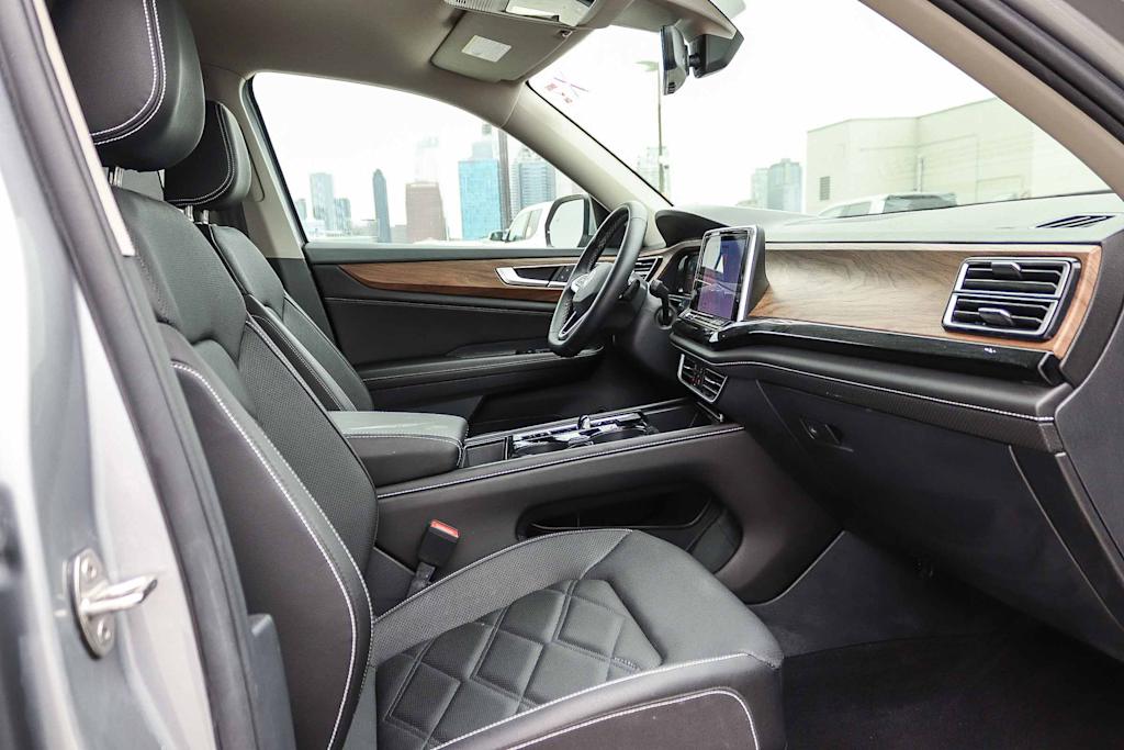 Thumbnail: 2026 Volkswagen Atlas - 9