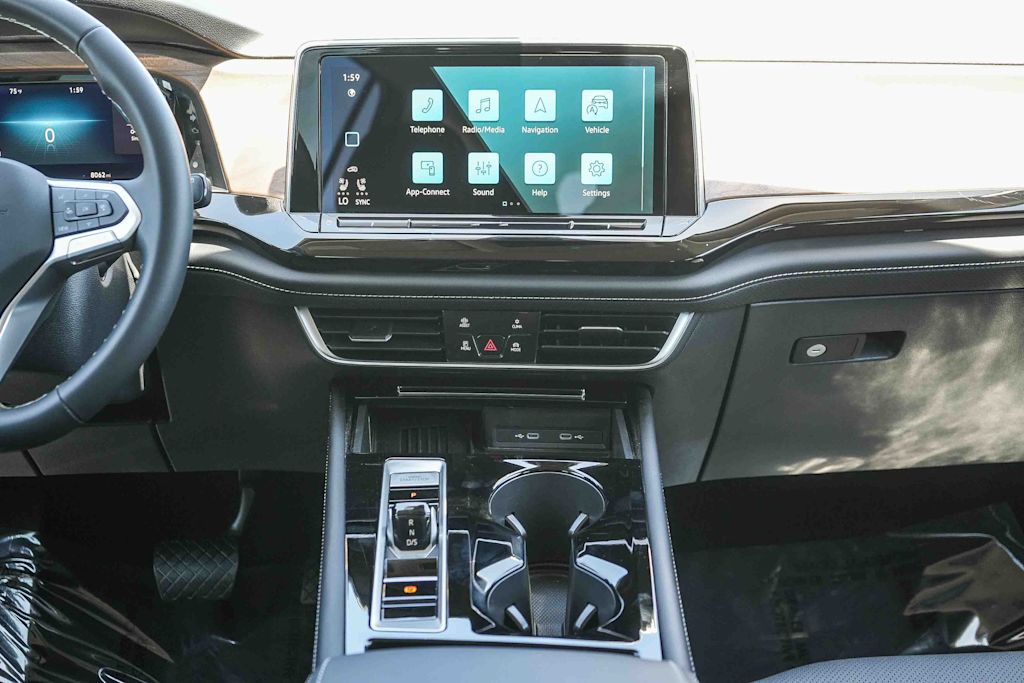 Thumbnail: 2026 Volkswagen Atlas - 8