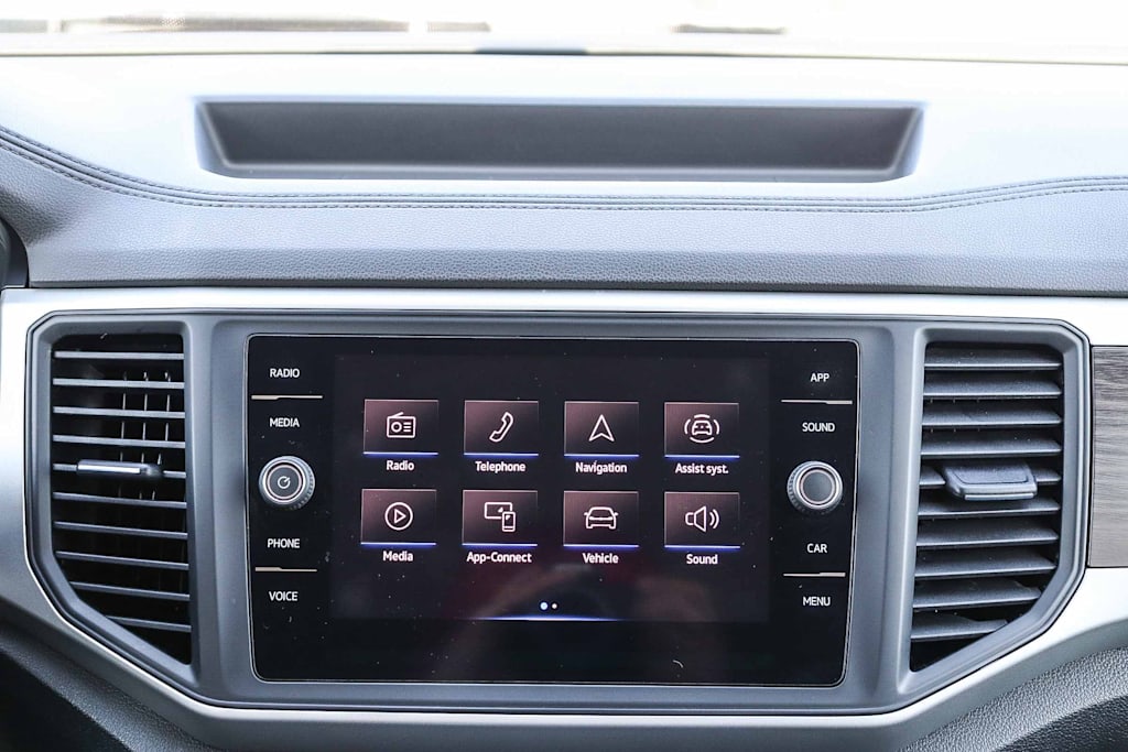 Thumbnail: 2021 Volkswagen Atlas - 23