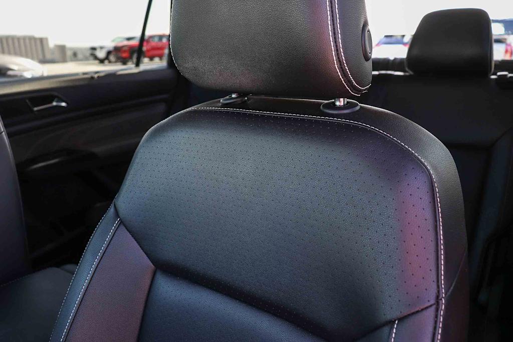 Thumbnail: 2021 Volkswagen Atlas - 29