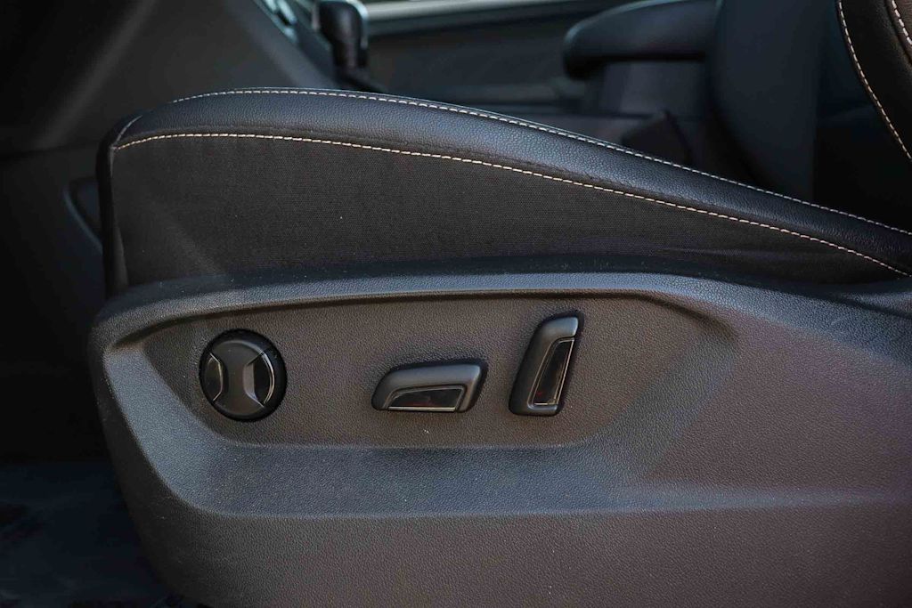 Thumbnail: 2021 Volkswagen Atlas - 25