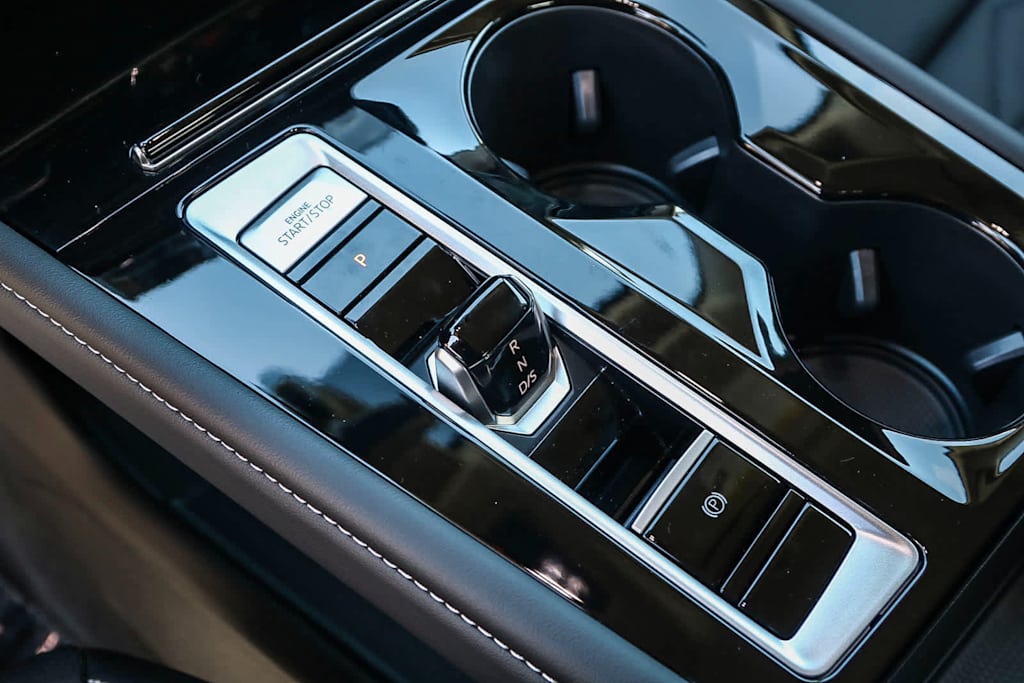 Thumbnail: 2024 Volkswagen Atlas - 16