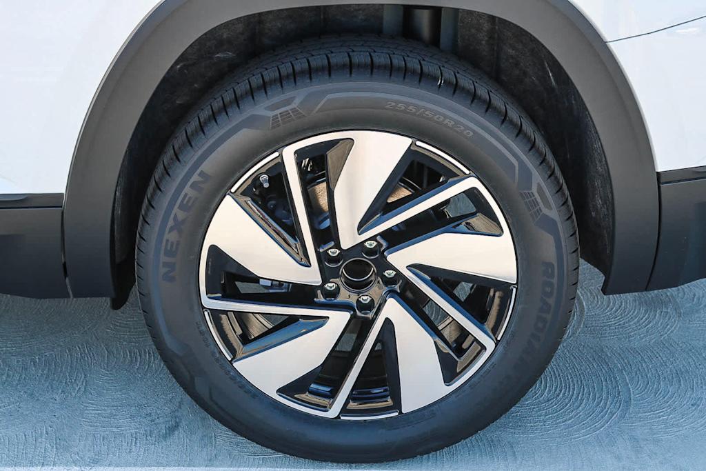 Thumbnail: 2024 Volkswagen Atlas - 8