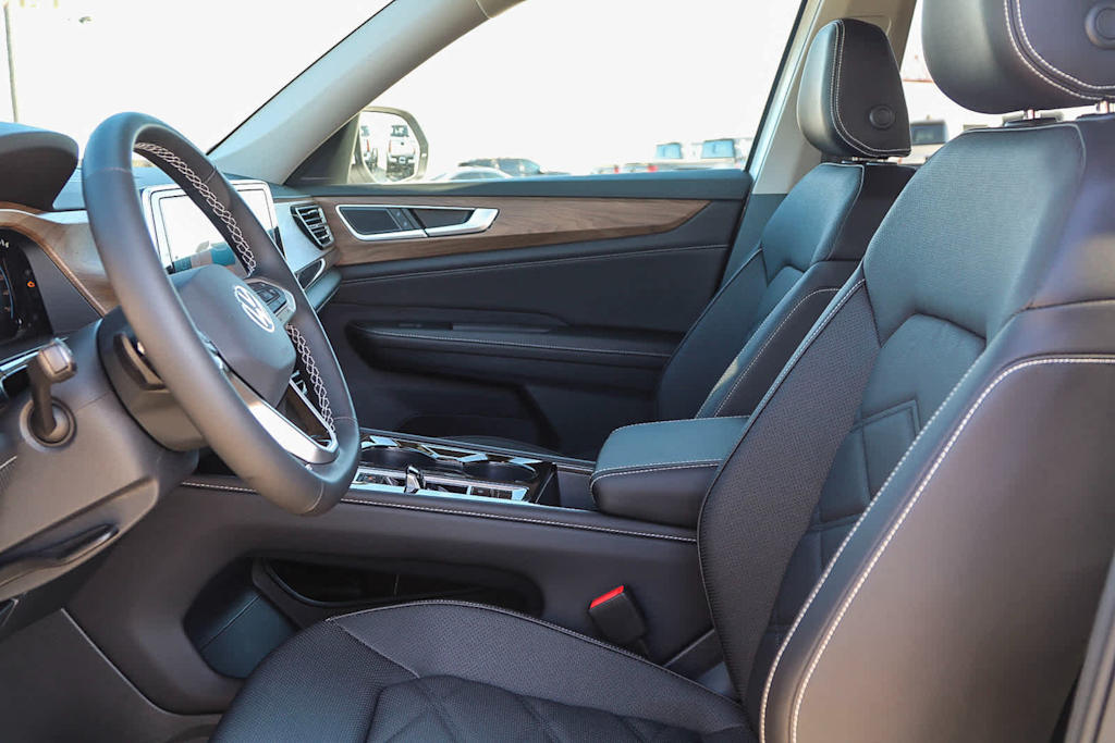 Thumbnail: 2024 Volkswagen Atlas - 12