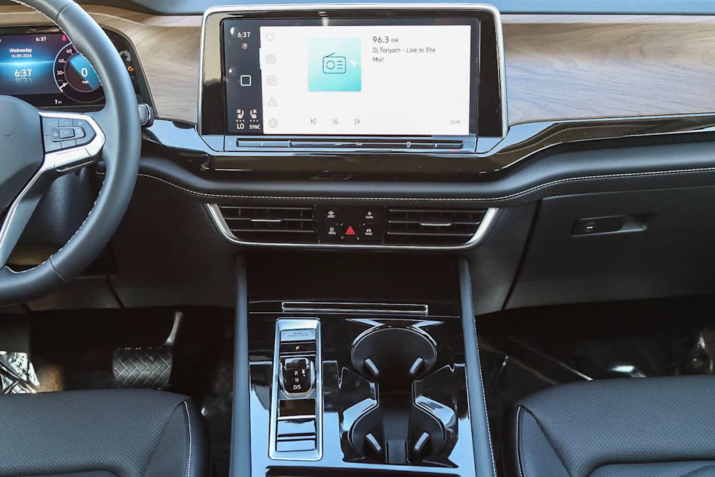 Thumbnail: 2024 Volkswagen Atlas - 10