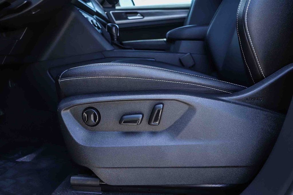 Thumbnail: 2020 Volkswagen Atlas - 22