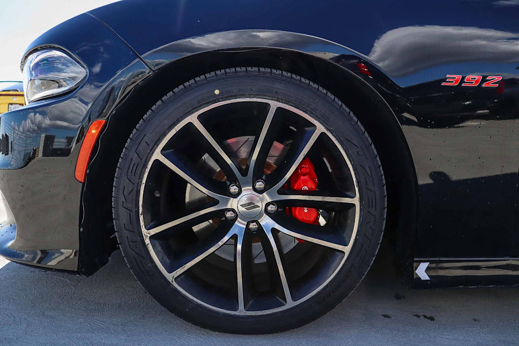 Thumbnail: 2017 Dodge Charger - 21