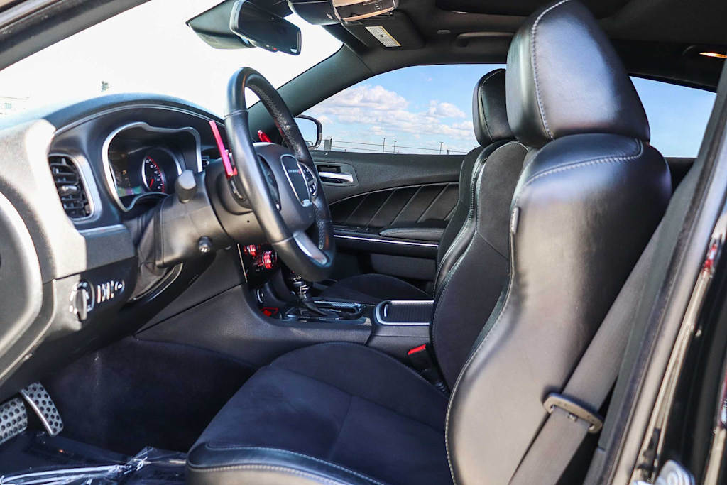 Thumbnail: 2017 Dodge Charger - 11