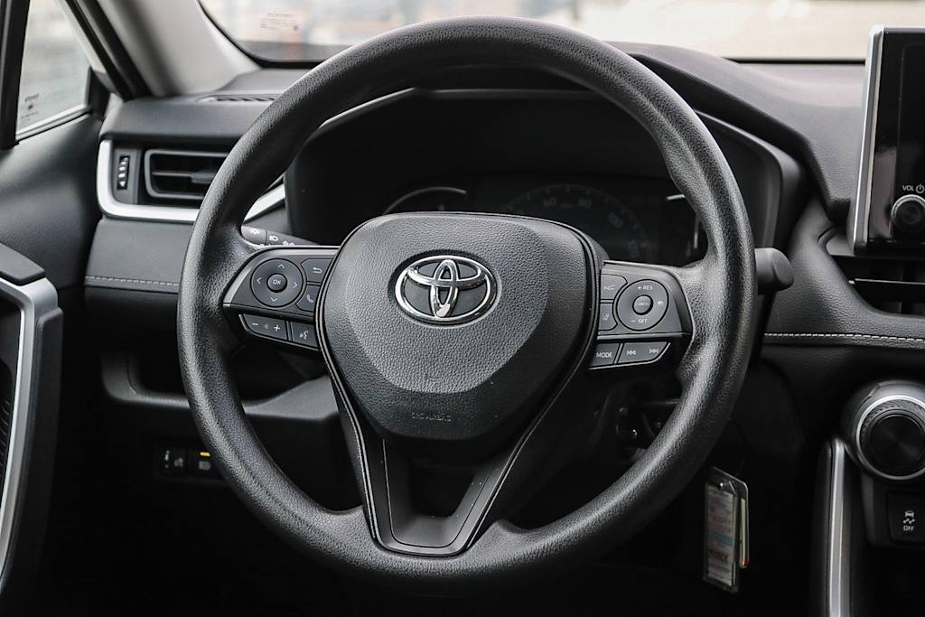 2024 Toyota RAV4 LE 13