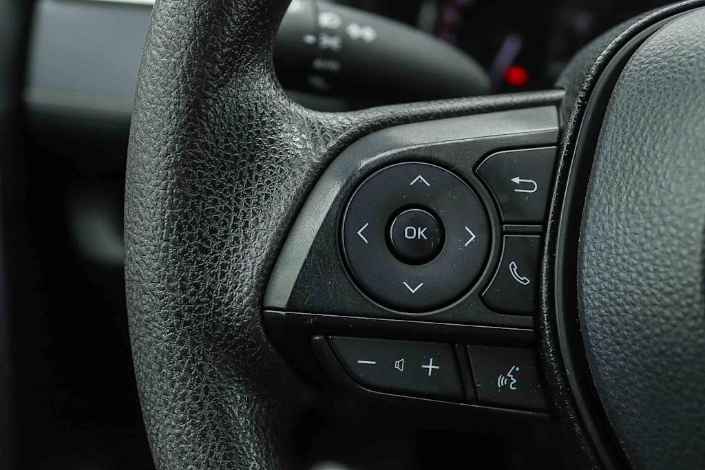 Thumbnail: 2025 Toyota RAV4 - 25