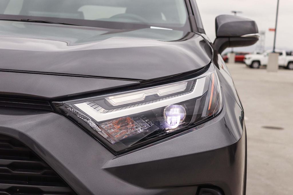 Thumbnail: 2025 Toyota RAV4 - 19