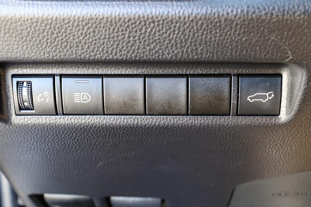 Thumbnail: 2022 Toyota RAV4 - 27