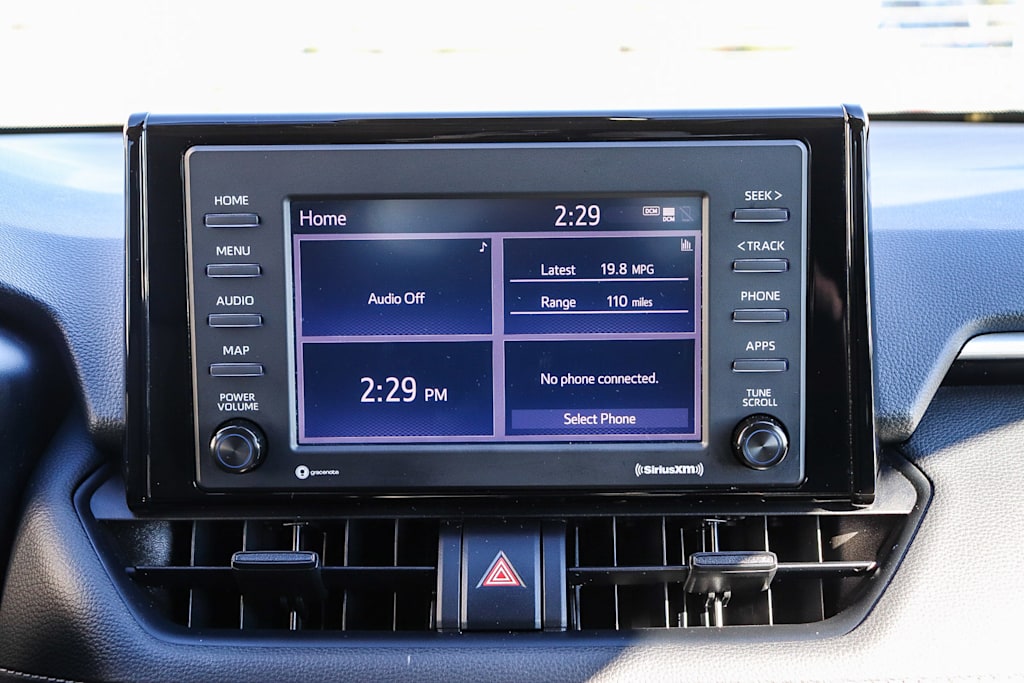 Thumbnail: 2022 Toyota RAV4 - 15