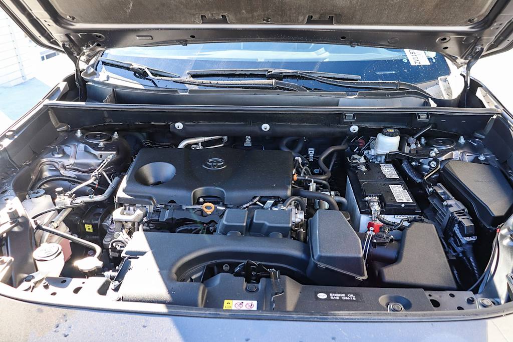 Thumbnail: 2022 Toyota RAV4 - 8