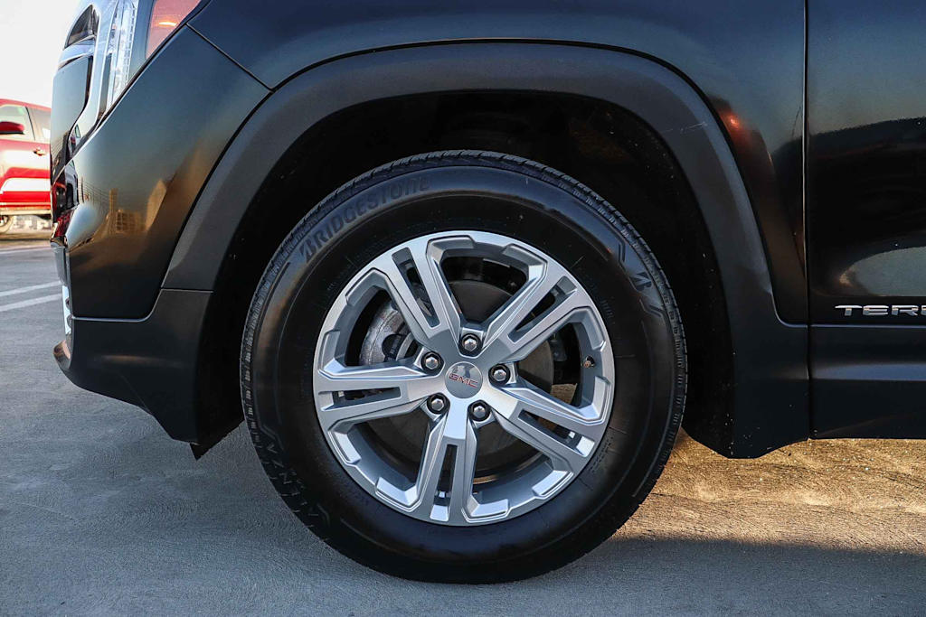 Thumbnail: 2024 GMC Terrain - 20