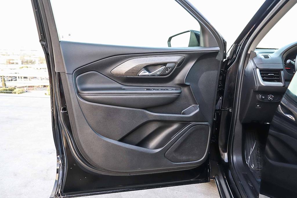 Thumbnail: 2024 GMC Terrain - 25