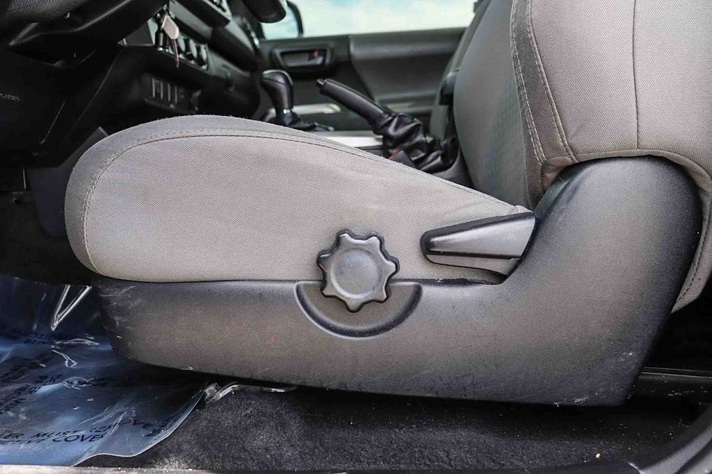 Thumbnail: 2021 Toyota Tacoma - 24
