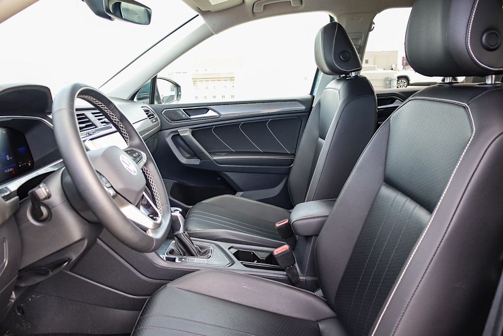 Thumbnail: 2022 Volkswagen Tiguan - 10