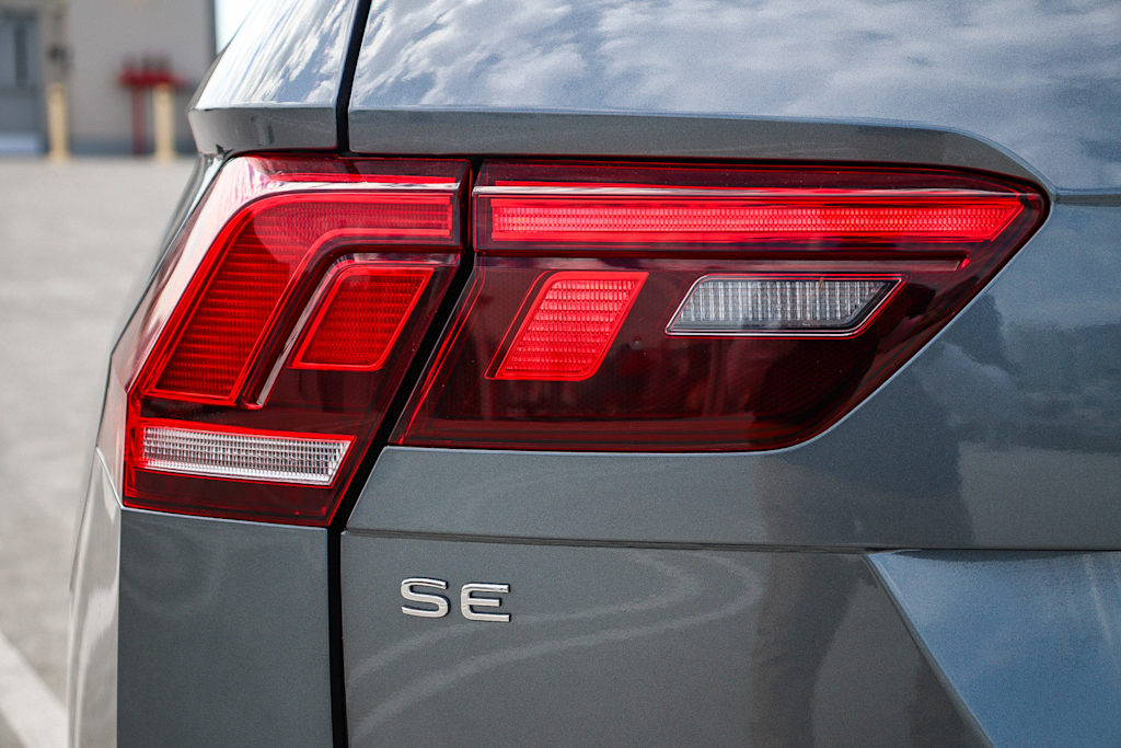 Thumbnail: 2022 Volkswagen Tiguan - 21