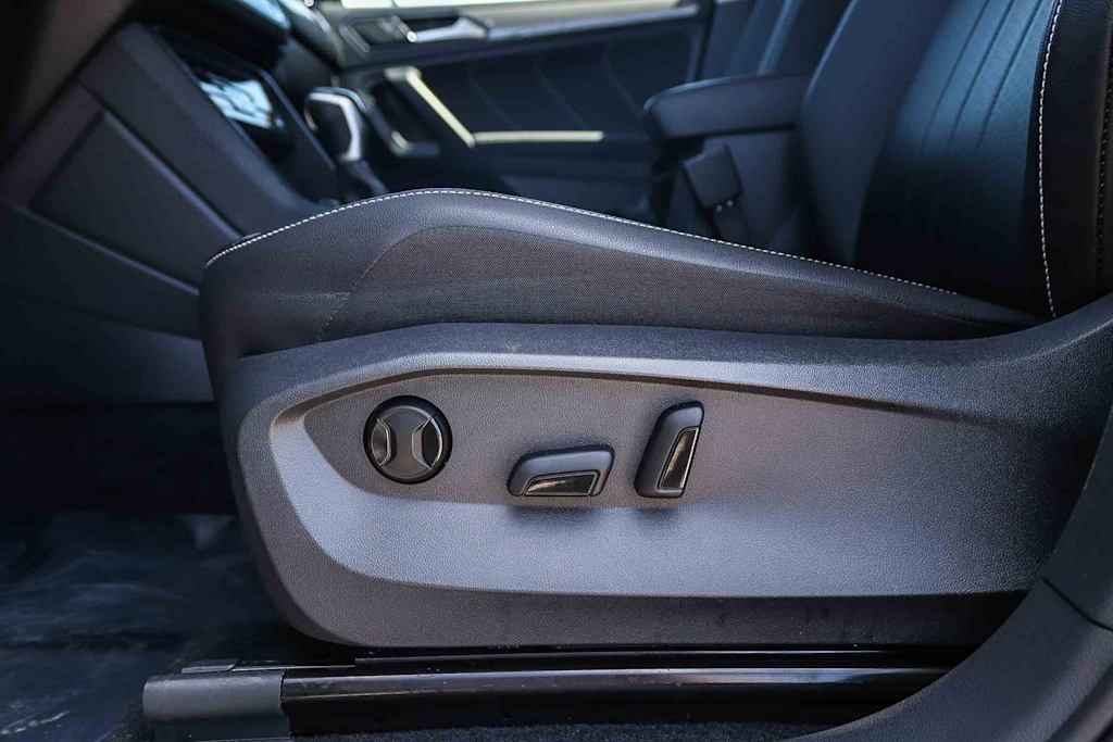 Thumbnail: 2022 Volkswagen Tiguan - 22