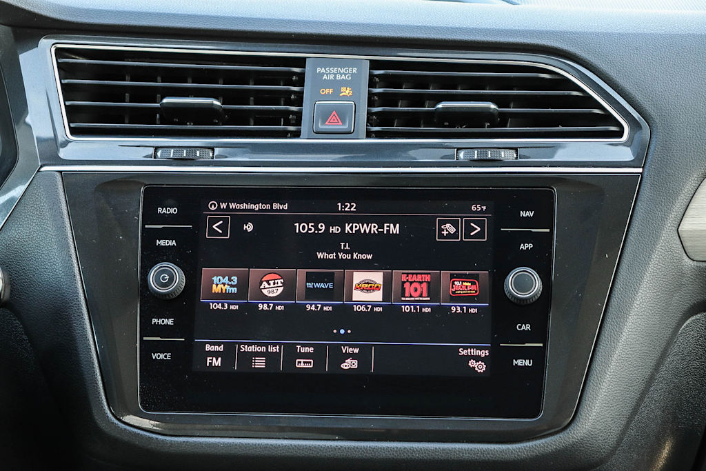 Thumbnail: 2018 Volkswagen Tiguan - 14