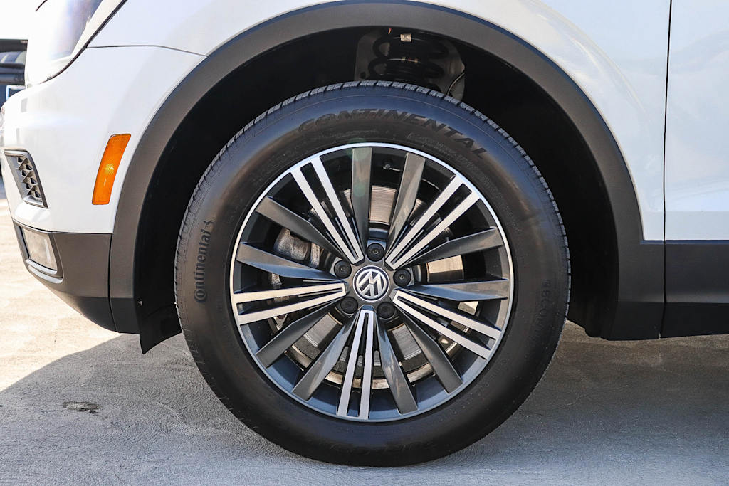Thumbnail: 2018 Volkswagen Tiguan - 22
