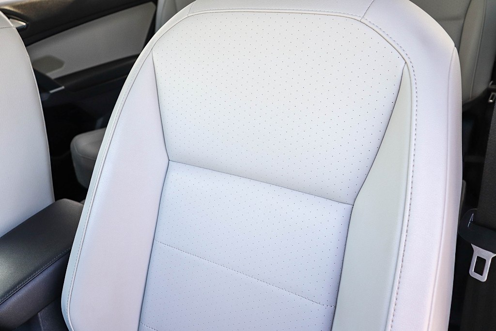 Thumbnail: 2018 Volkswagen Tiguan - 29