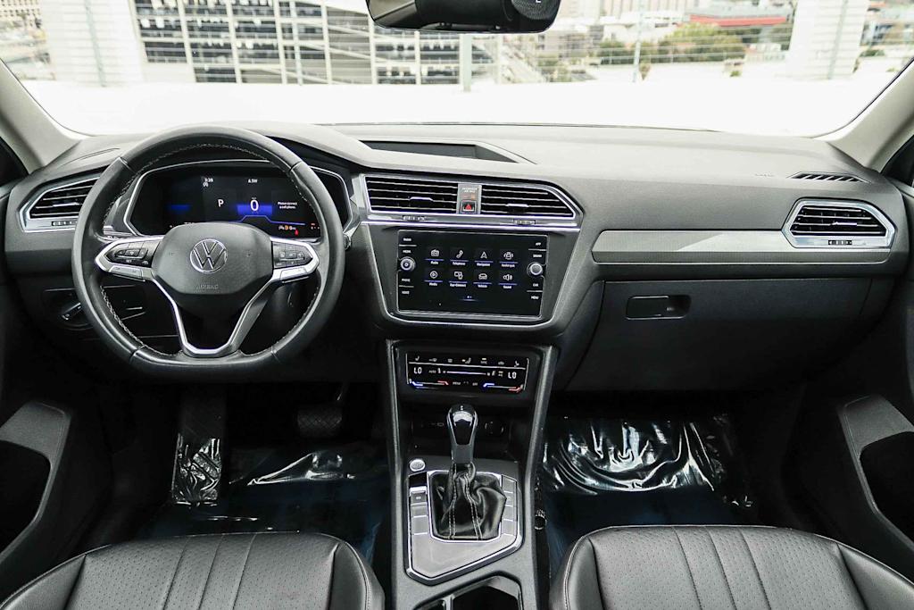 Thumbnail: 2022 Volkswagen Tiguan - 2