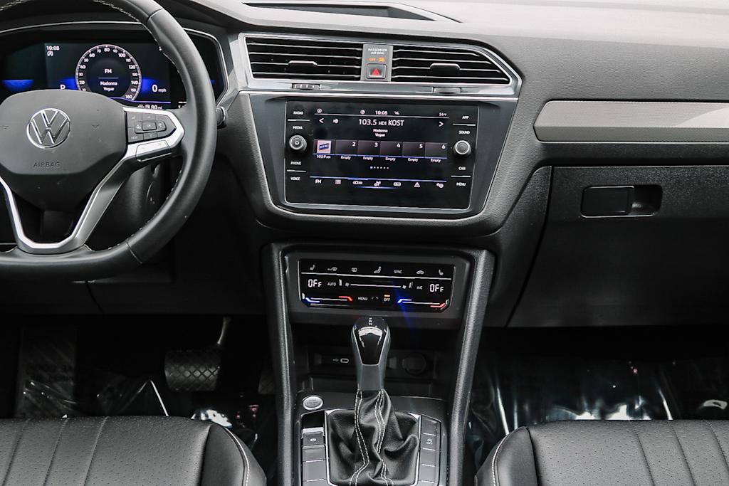 2023 Volkswagen Tiguan SE 9