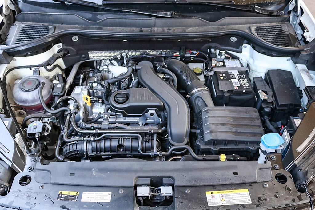 Thumbnail: 2025 Volkswagen Taos - 8