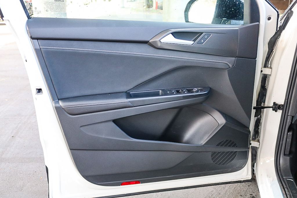 Thumbnail: 2025 Volkswagen Taos - 24