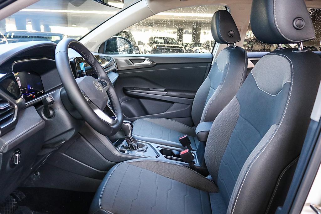 Thumbnail: 2025 Volkswagen Taos - 11