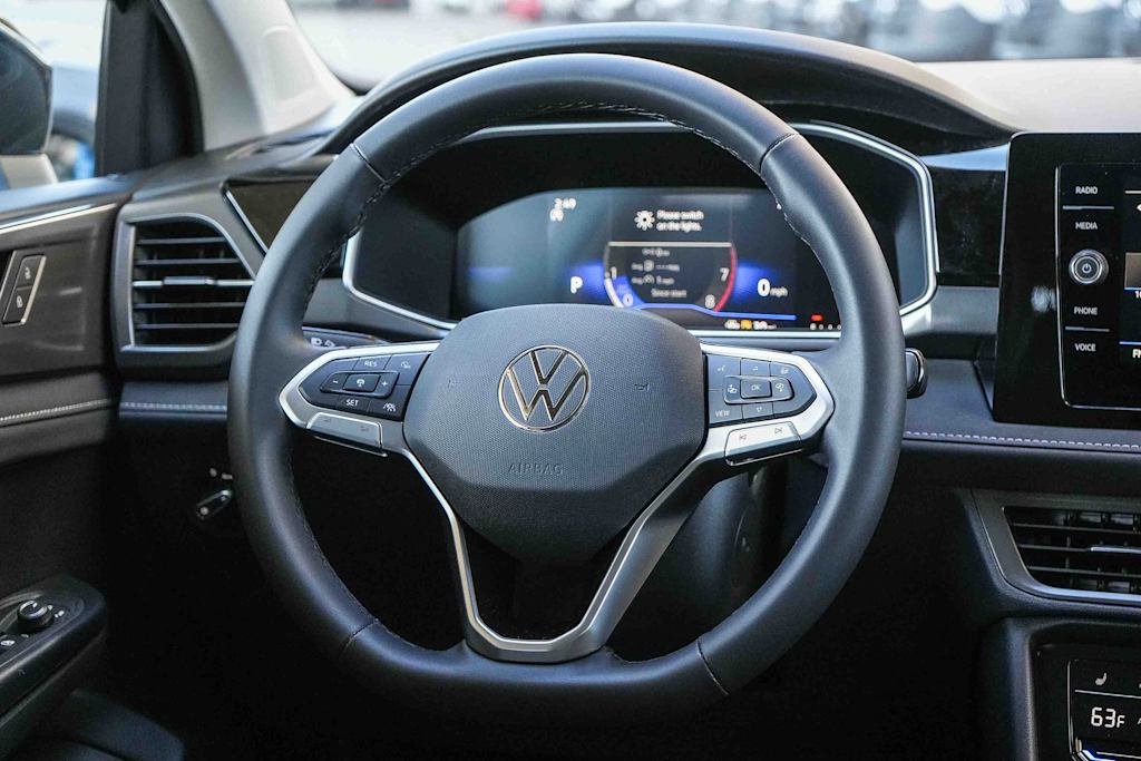Thumbnail: 2026 Volkswagen Taos - 12