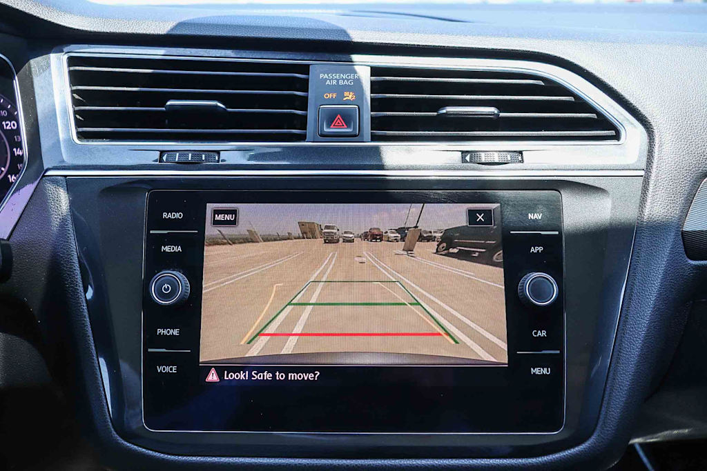 Thumbnail: 2018 Volkswagen Tiguan - 28