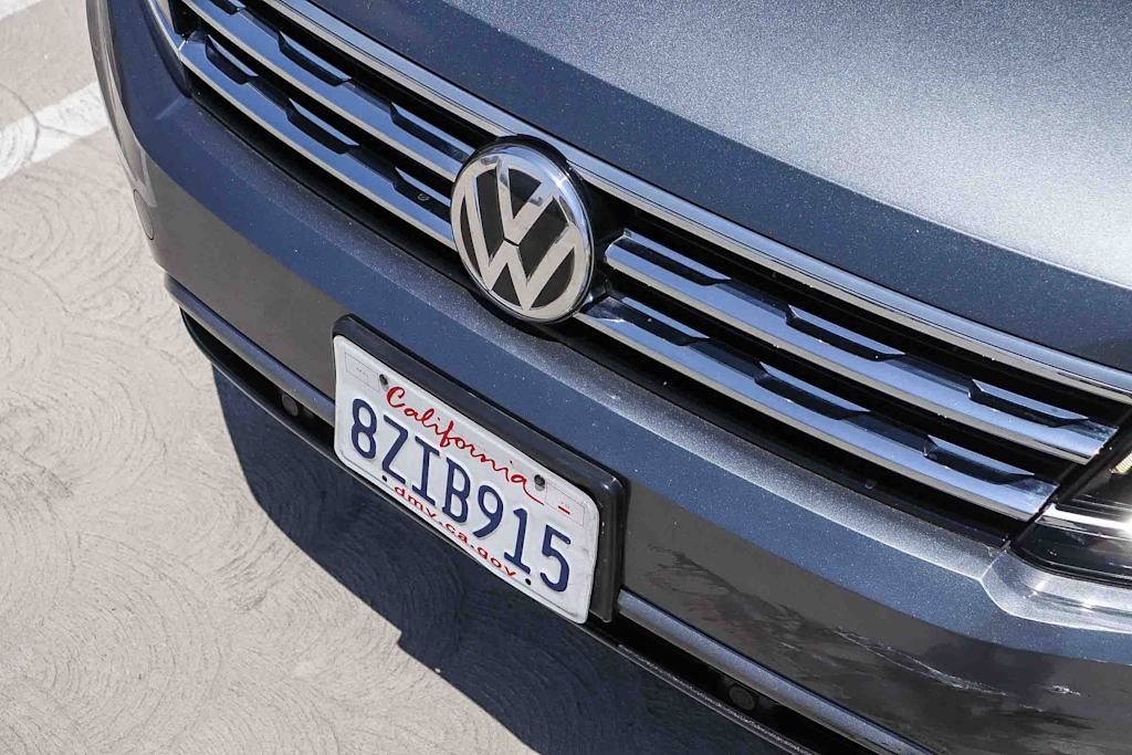 Thumbnail: 2018 Volkswagen Tiguan - 6