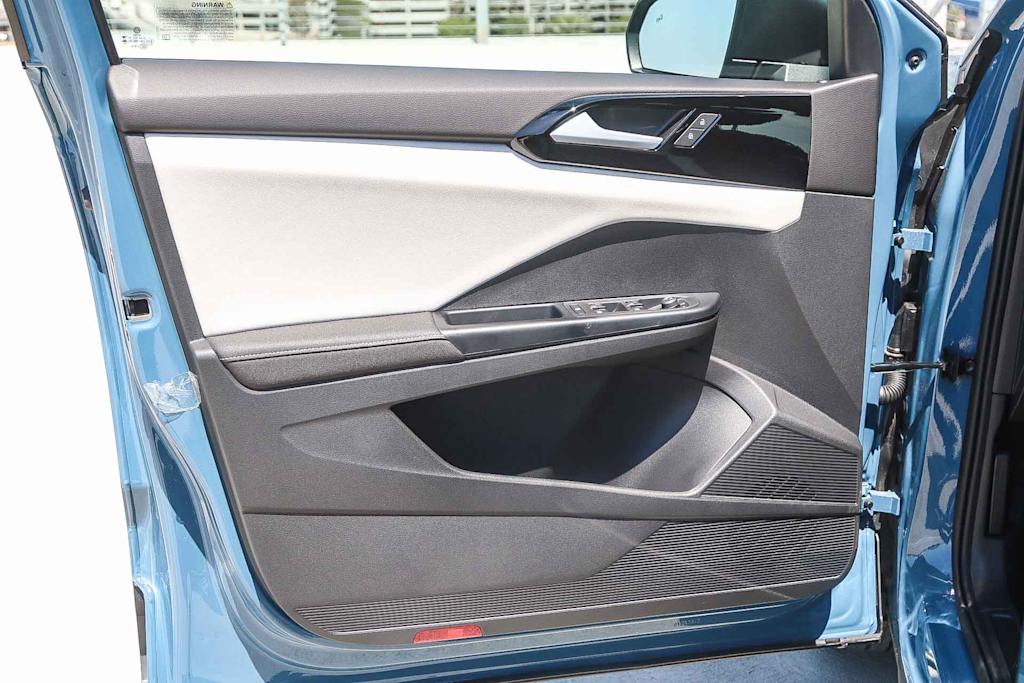 Thumbnail: 2025 Volkswagen Taos - 23