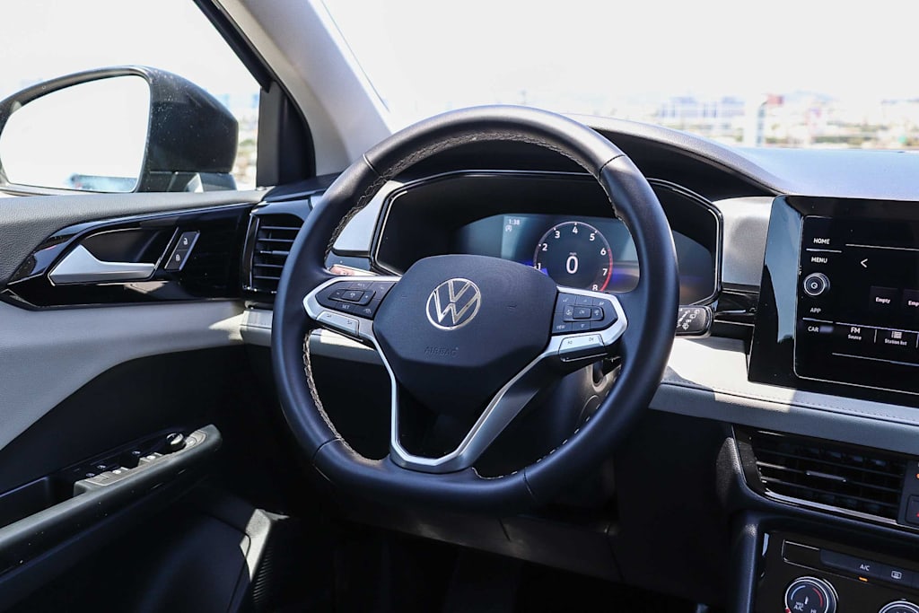 Thumbnail: 2025 Volkswagen Taos - 9