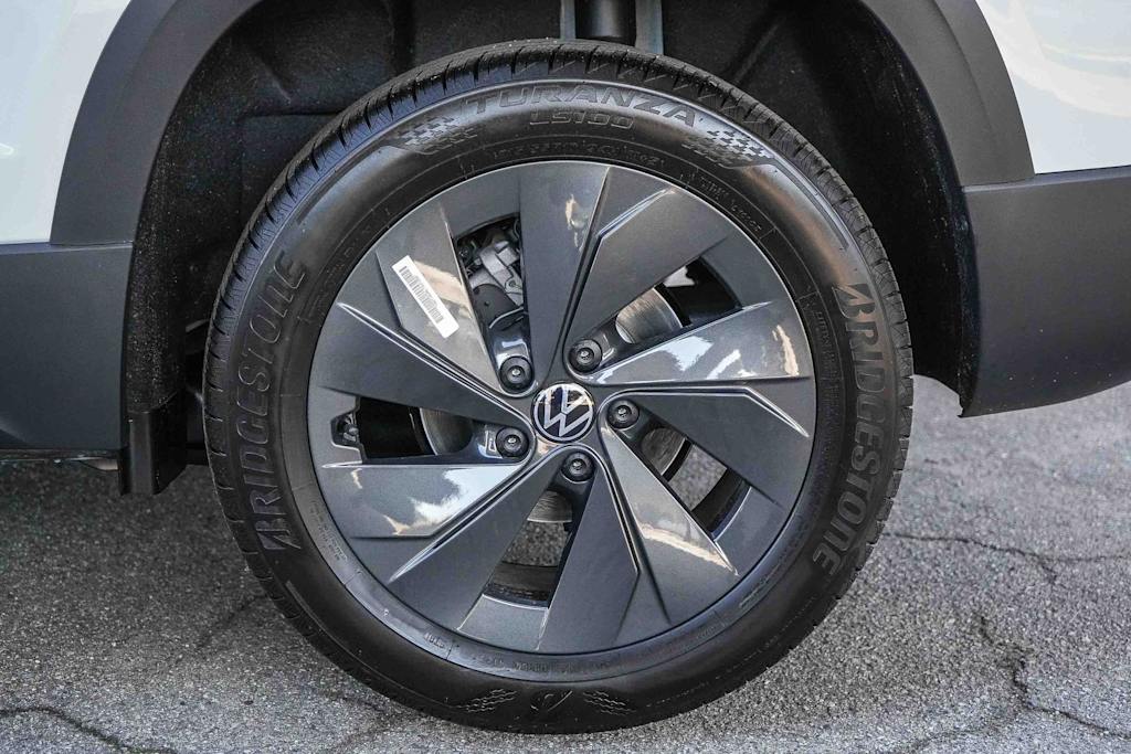 Thumbnail: 2026 Volkswagen Taos - 7
