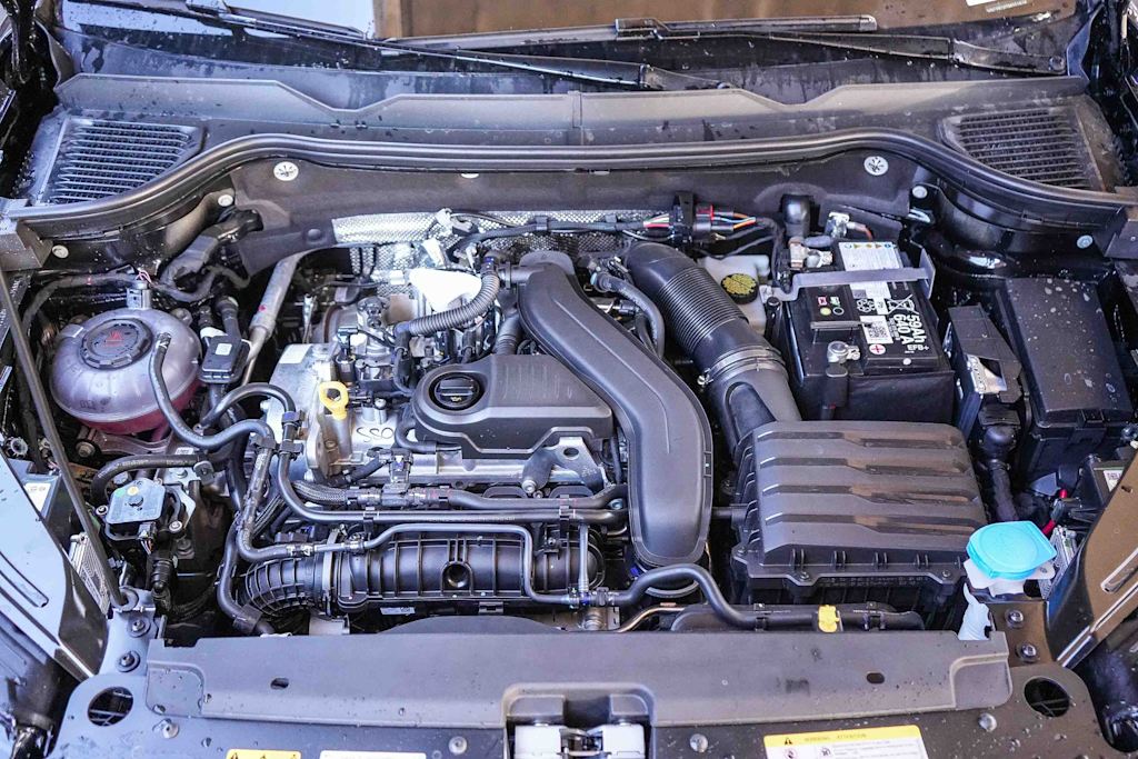 Thumbnail: 2026 Volkswagen Taos - 8