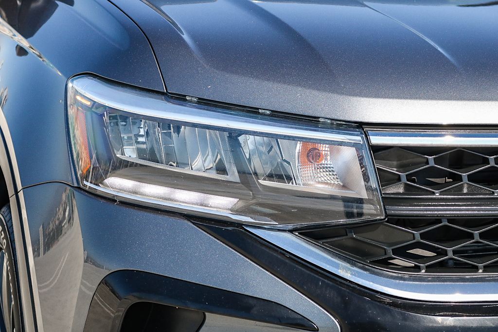 Thumbnail: 2024 Volkswagen Taos - 19