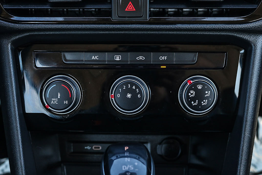 Thumbnail: 2024 Volkswagen Taos - 23