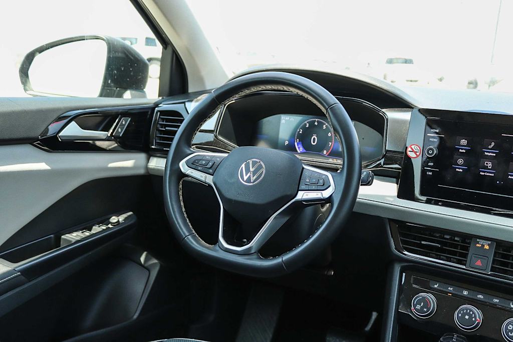 Thumbnail: 2025 Volkswagen Taos - 8