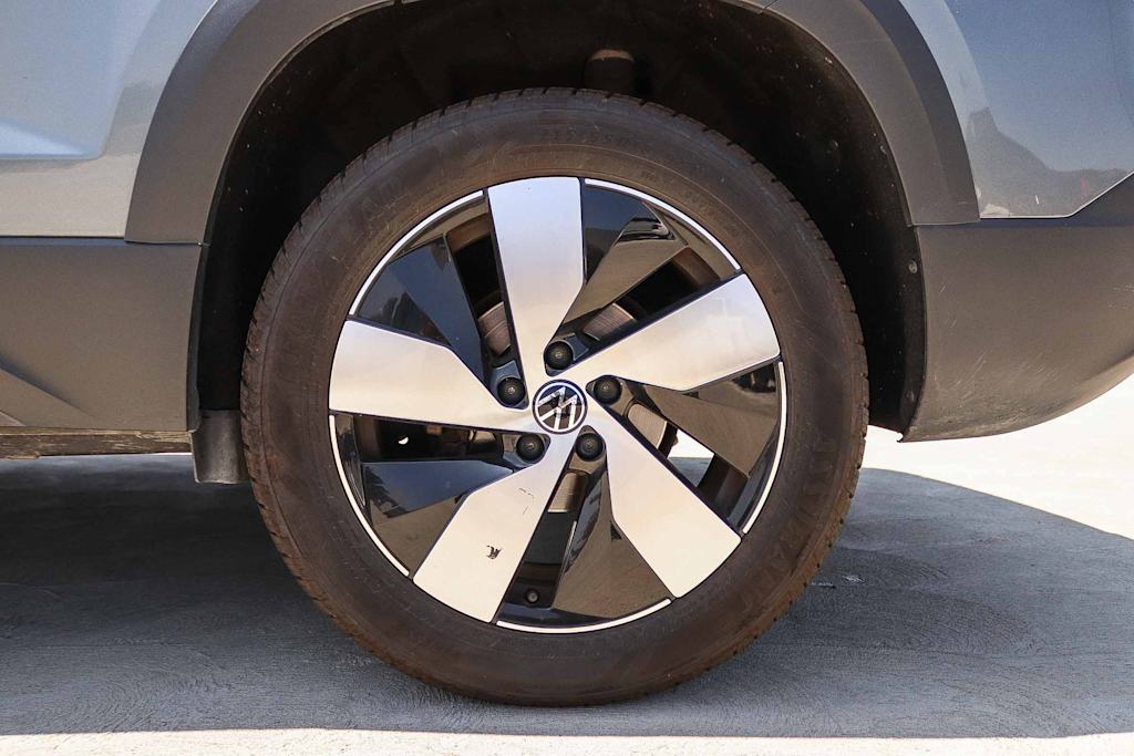 Thumbnail: 2025 Volkswagen Taos - 7