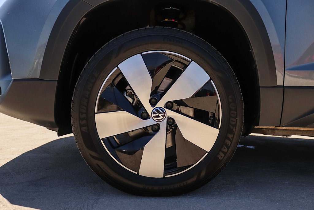 Thumbnail: 2025 Volkswagen Taos - 20