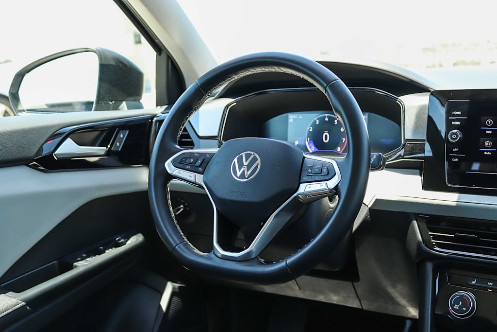 Thumbnail: 2025 Volkswagen Taos - 9