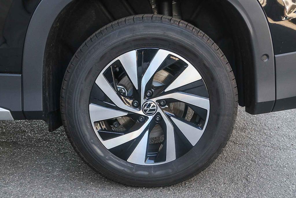 Thumbnail: 2025 Volkswagen Tiguan - 7