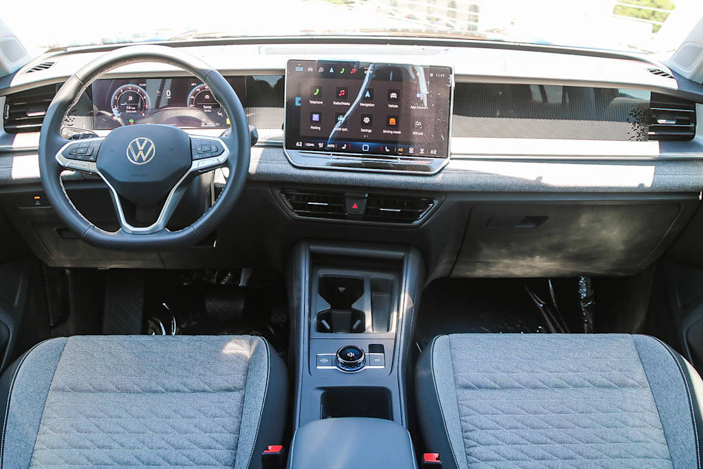 Thumbnail: 2025 Volkswagen Tiguan - 2