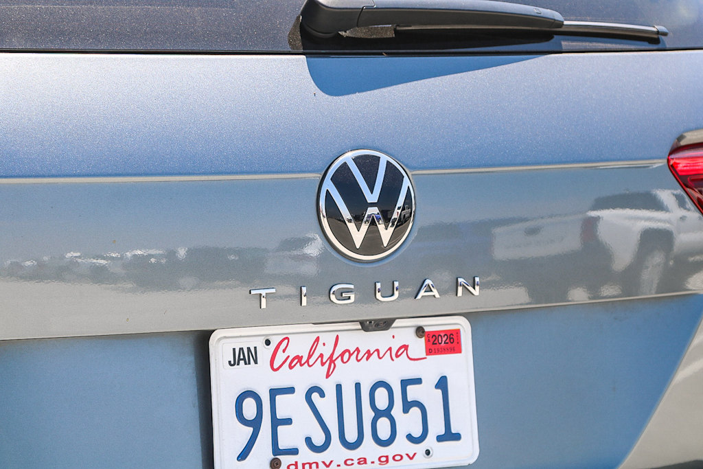 Thumbnail: 2023 Volkswagen Tiguan - 20